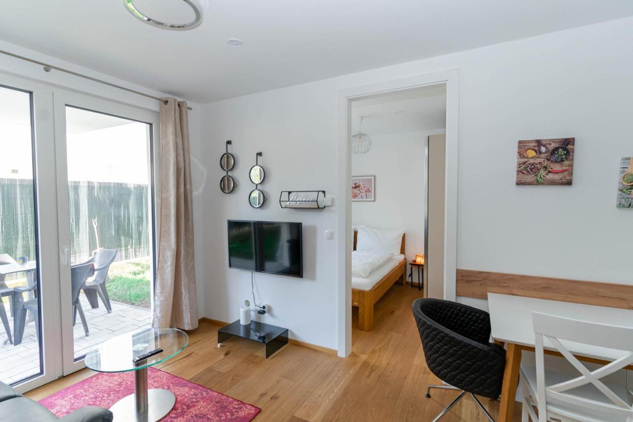 Modern Apartment With Tiny Garden Near City Center Bécs Kültér fotó