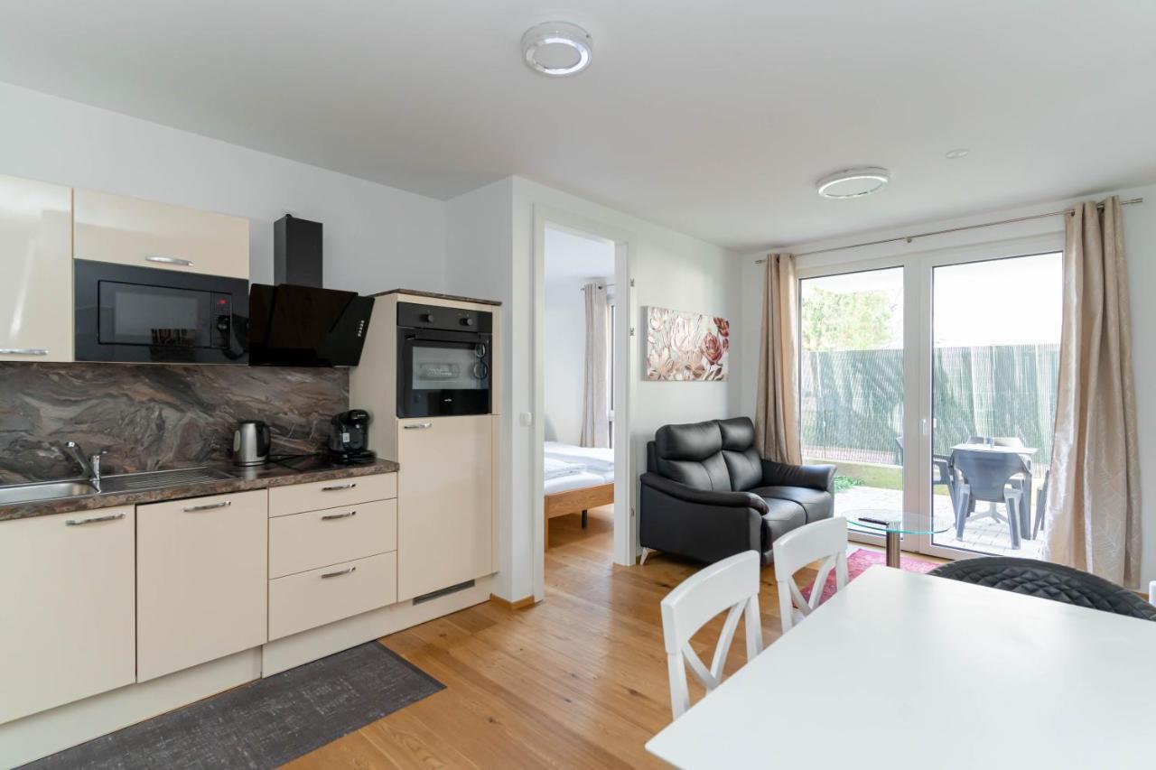 Modern Apartment With Tiny Garden Near City Center Bécs Kültér fotó